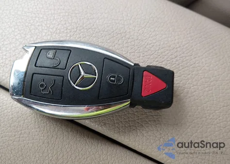 2019 Mercedes-Benz Glc 300 from USA, damaged, VIN WDC0G4JB6KF572784